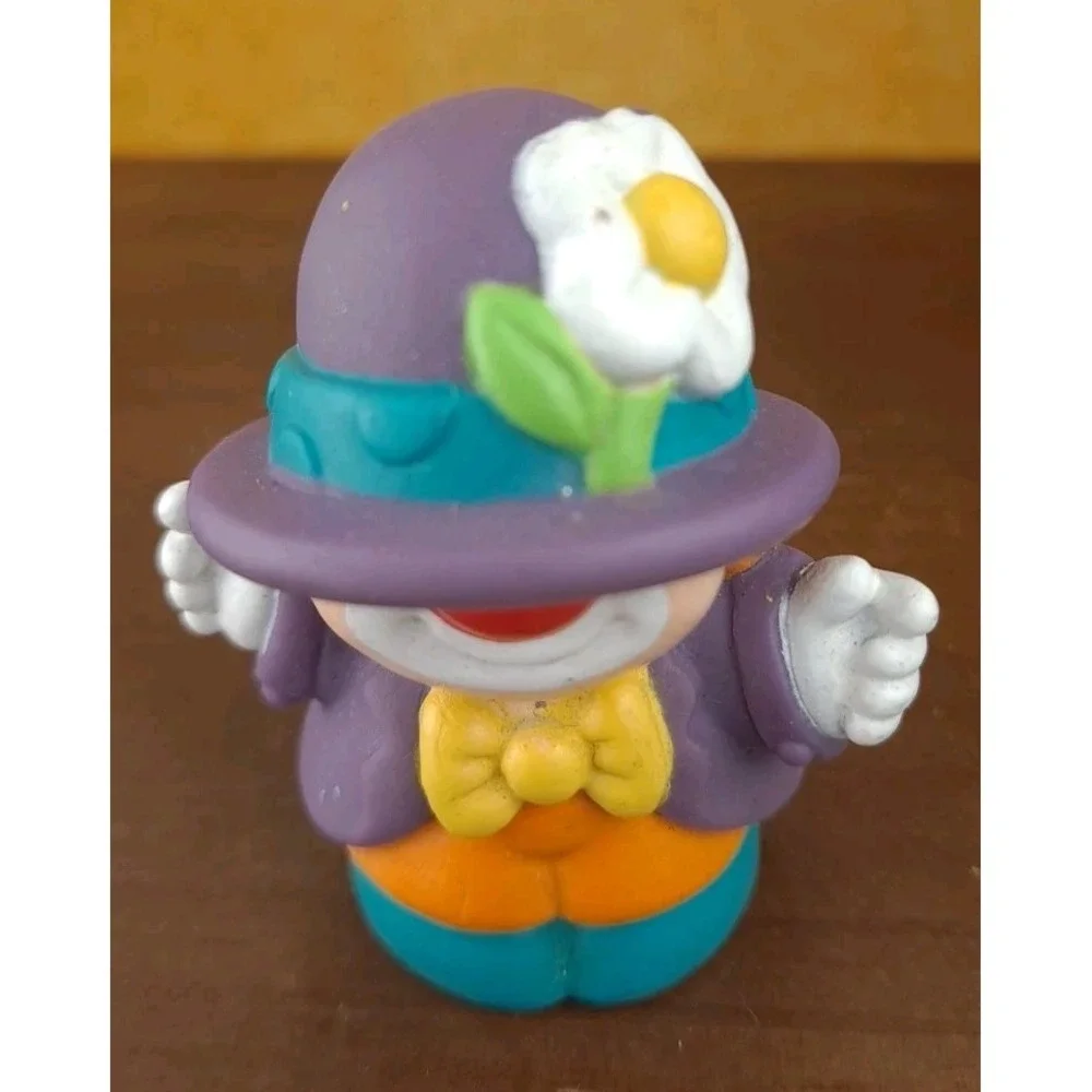 Fisher Price Little People Clown Smiley Circus 1997 Purple Coat